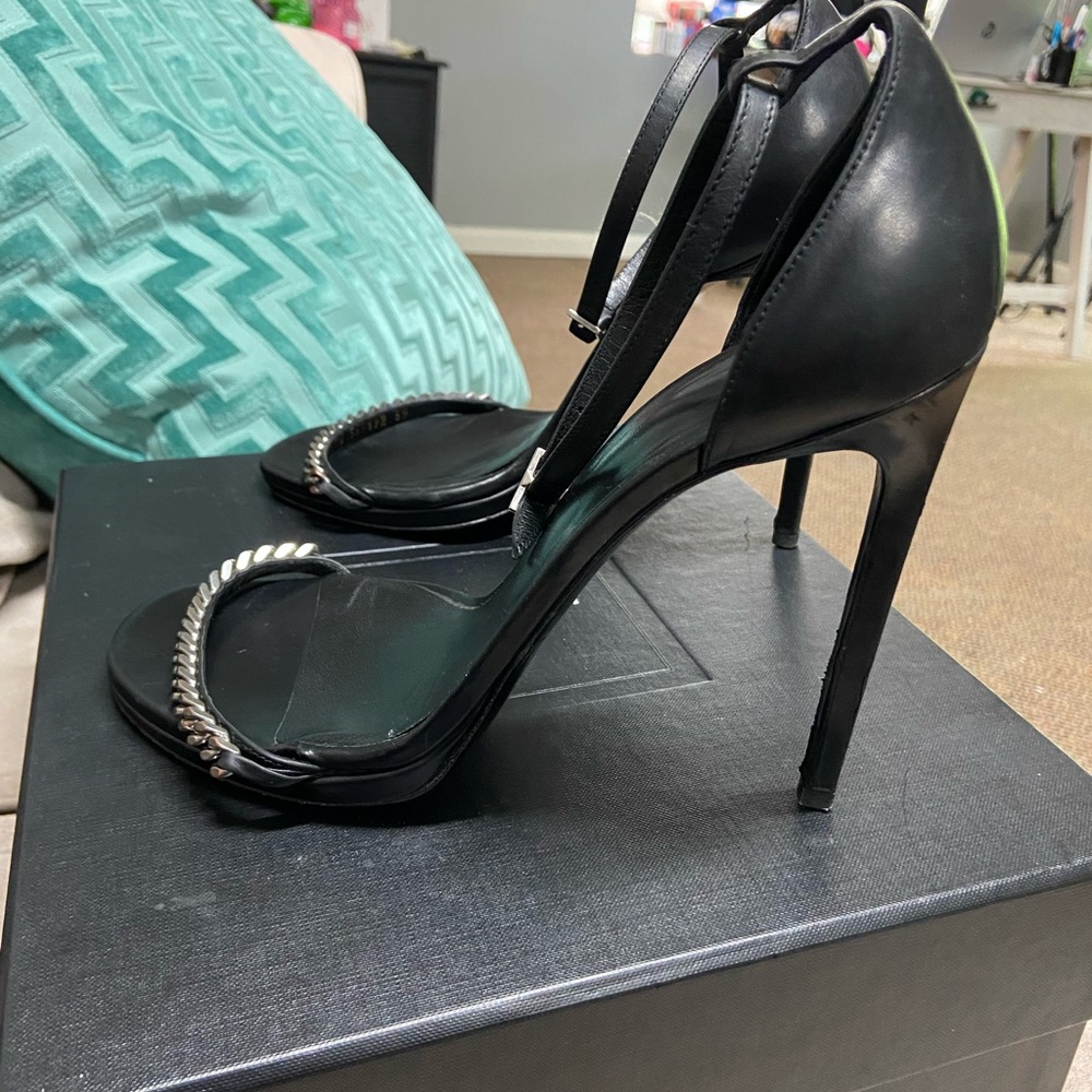 Saint Laurent Jane Sandal With Chain Strap Gem